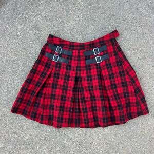 Y2K Hot Topic Black Red Plaid Pleated Mini Skirt Kilt Punk Goth Euro XS